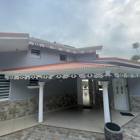 Les Appart Villa Sunbay Caraibes Avec Piscine Privative Vue Mer Et Montagne Le François エクステリア 写真