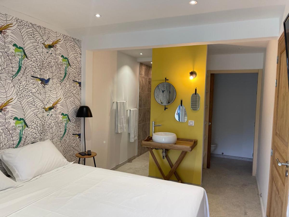 Les Appart Villa Sunbay Caraibes Avec Piscine Privative Vue Mer Et Montagne Le François エクステリア 写真