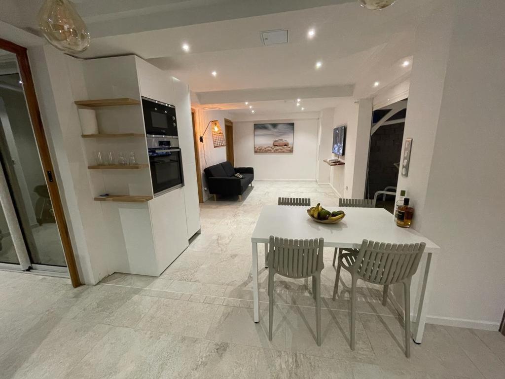 Les Appart Villa Sunbay Caraibes Avec Piscine Privative Vue Mer Et Montagne Le François エクステリア 写真